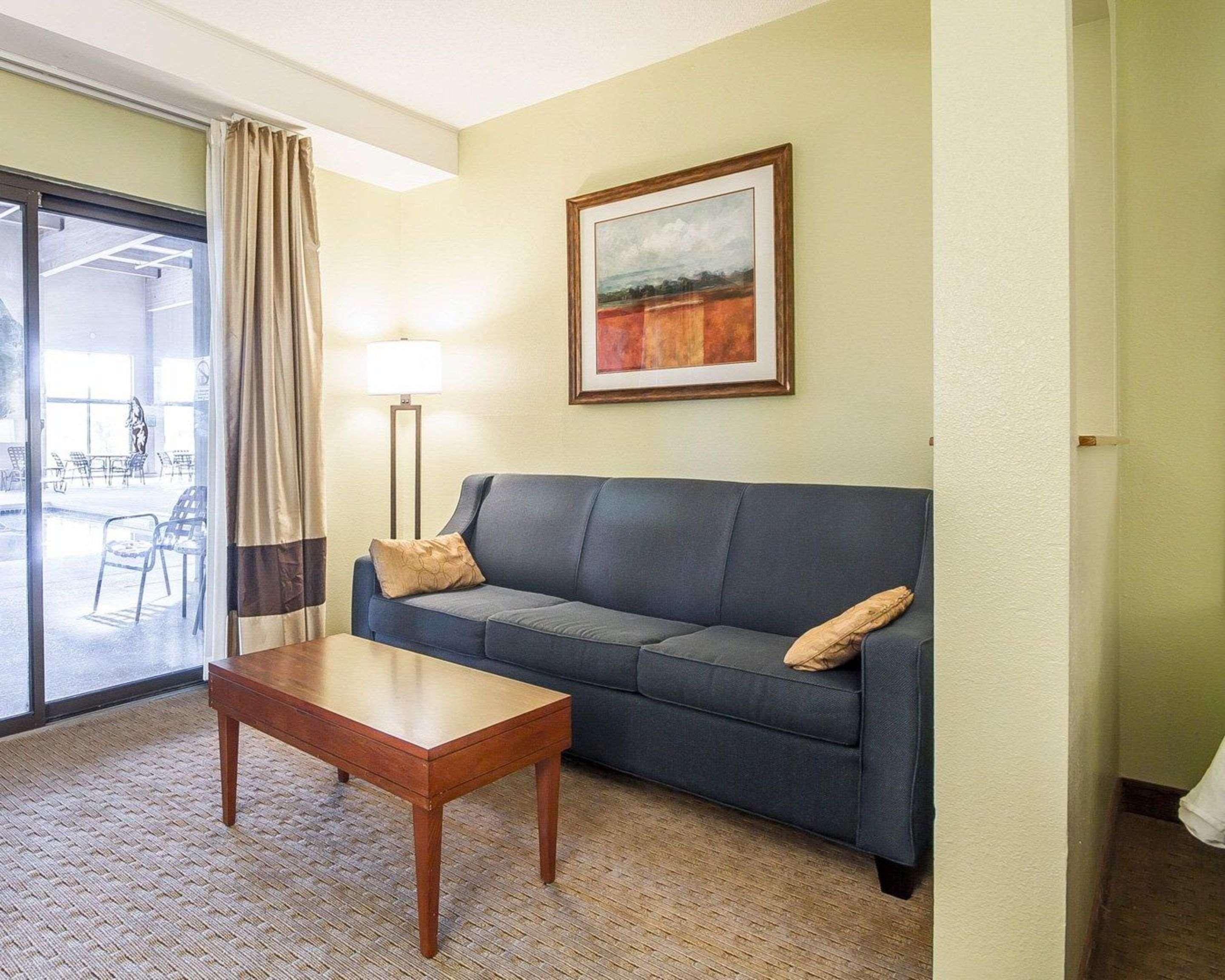 Comfort Inn & Suites Black River Falls I-94 Bagian luar foto