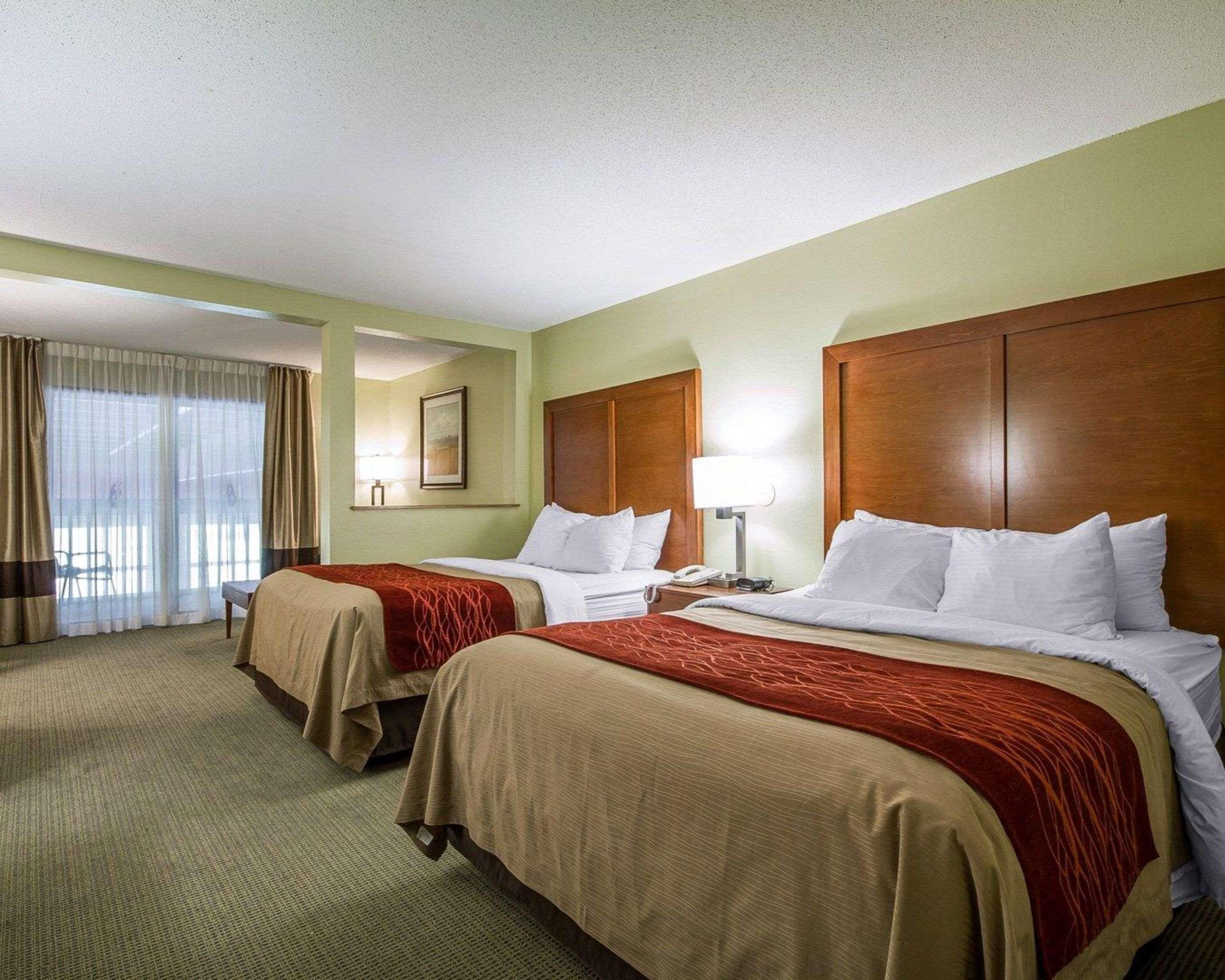 Comfort Inn & Suites Black River Falls I-94 Bagian luar foto