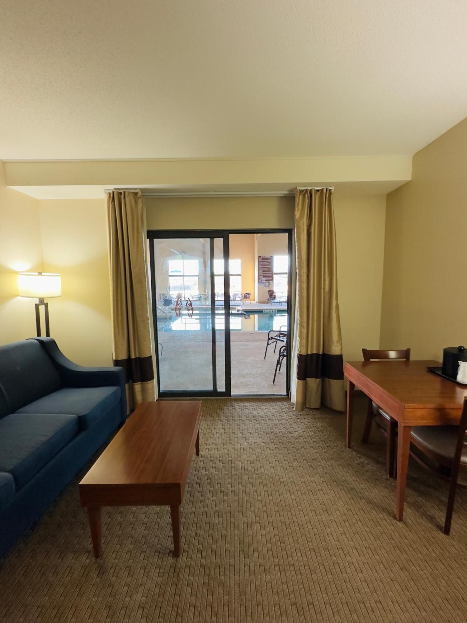 Comfort Inn & Suites Black River Falls I-94 Bagian luar foto